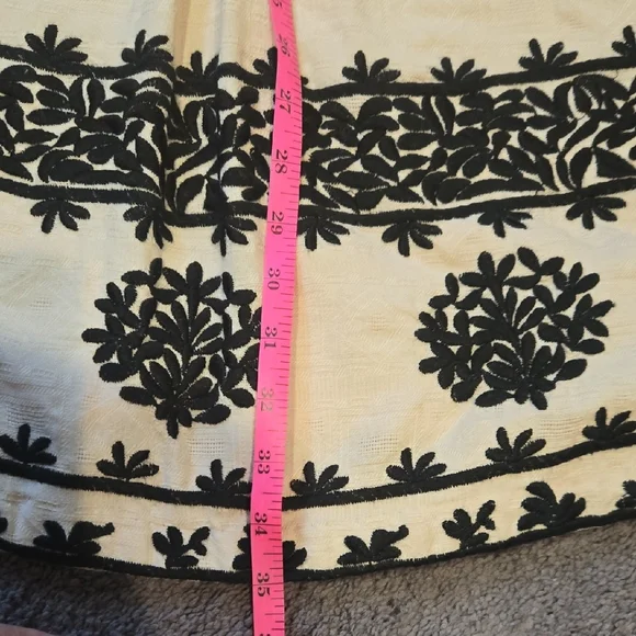 Anthropologie Cream Mini Dress with Black Embroidery Size 4 - Picture 13 of 14
